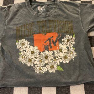 MTV T-Shirt cropped Gray White Floral Retro